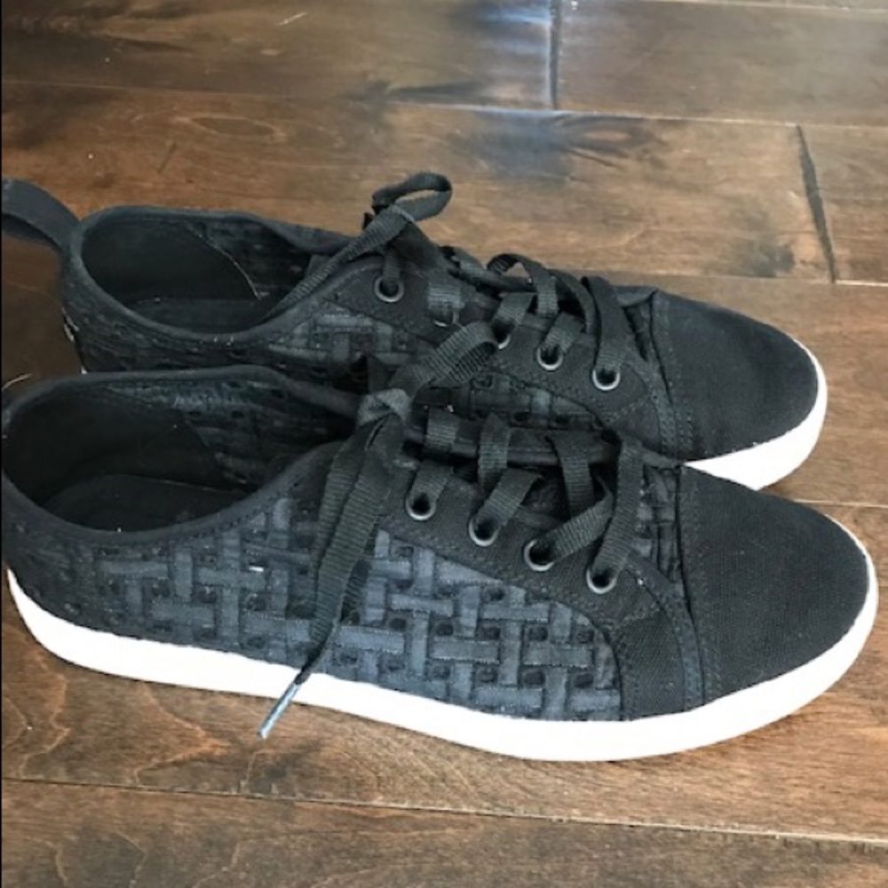 KOOLABURRA by UGG W Kellen Low Lace Denim